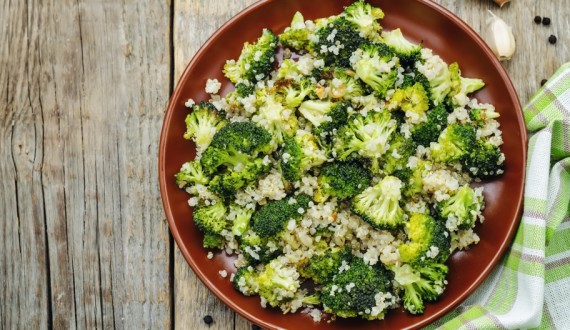 quinoa broccoli